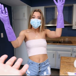 Avery Cristy in 'Nubiles' Quarantined With My Step Sis - S13:E2 (Thumbnail 3)