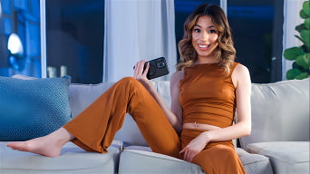 Camila Cream en 'Atenúa las luces'