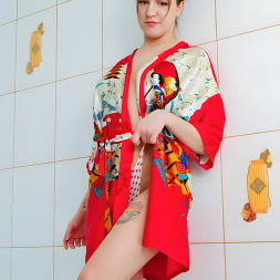Saint Marya in 'Nubiles' Kimono Flash (Thumbnail 1)