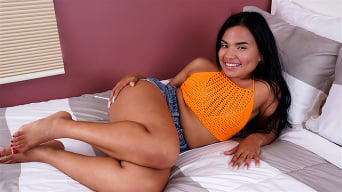 Summer Col in 'The Best Toy Show'